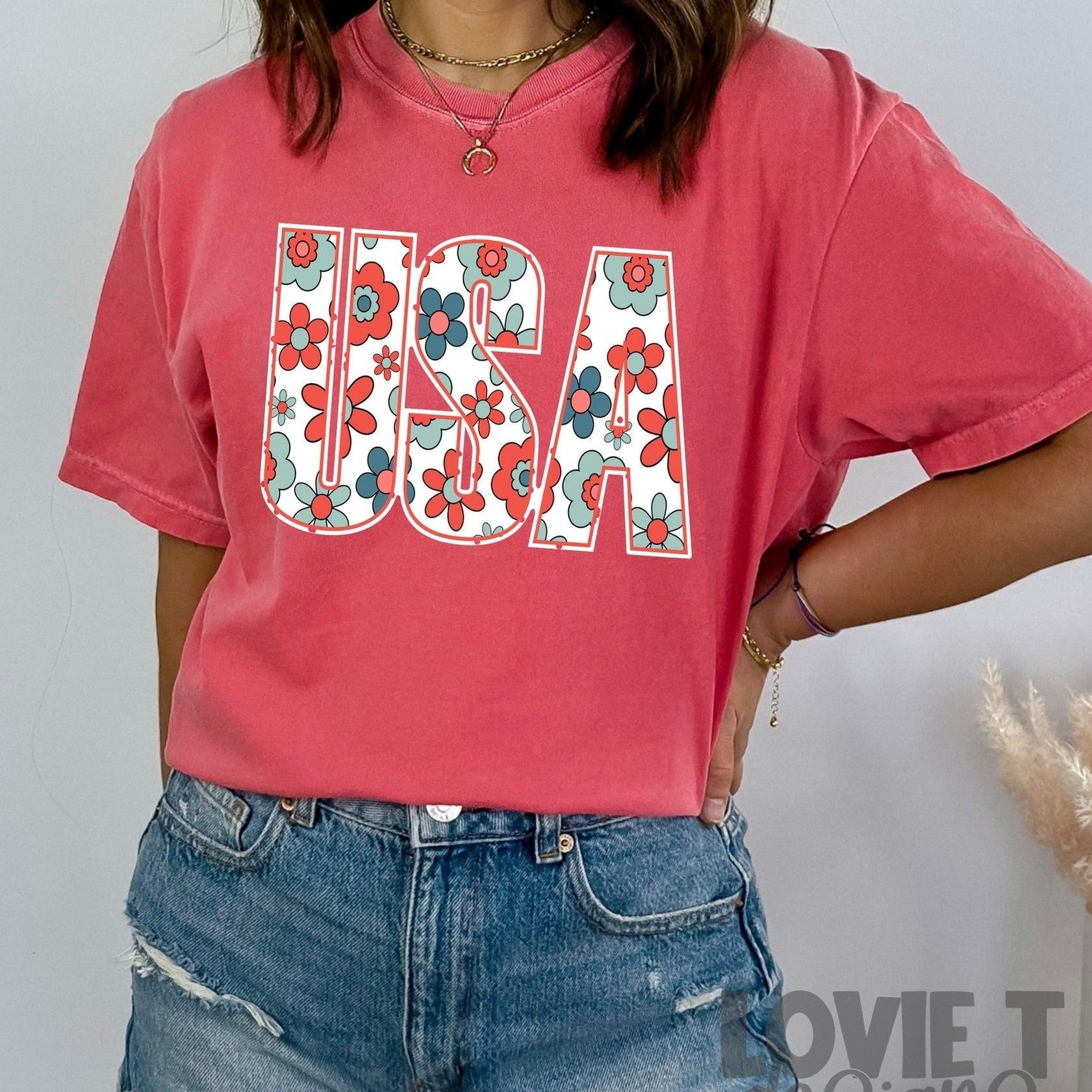 USA Retro Floral-Lovie T Designs